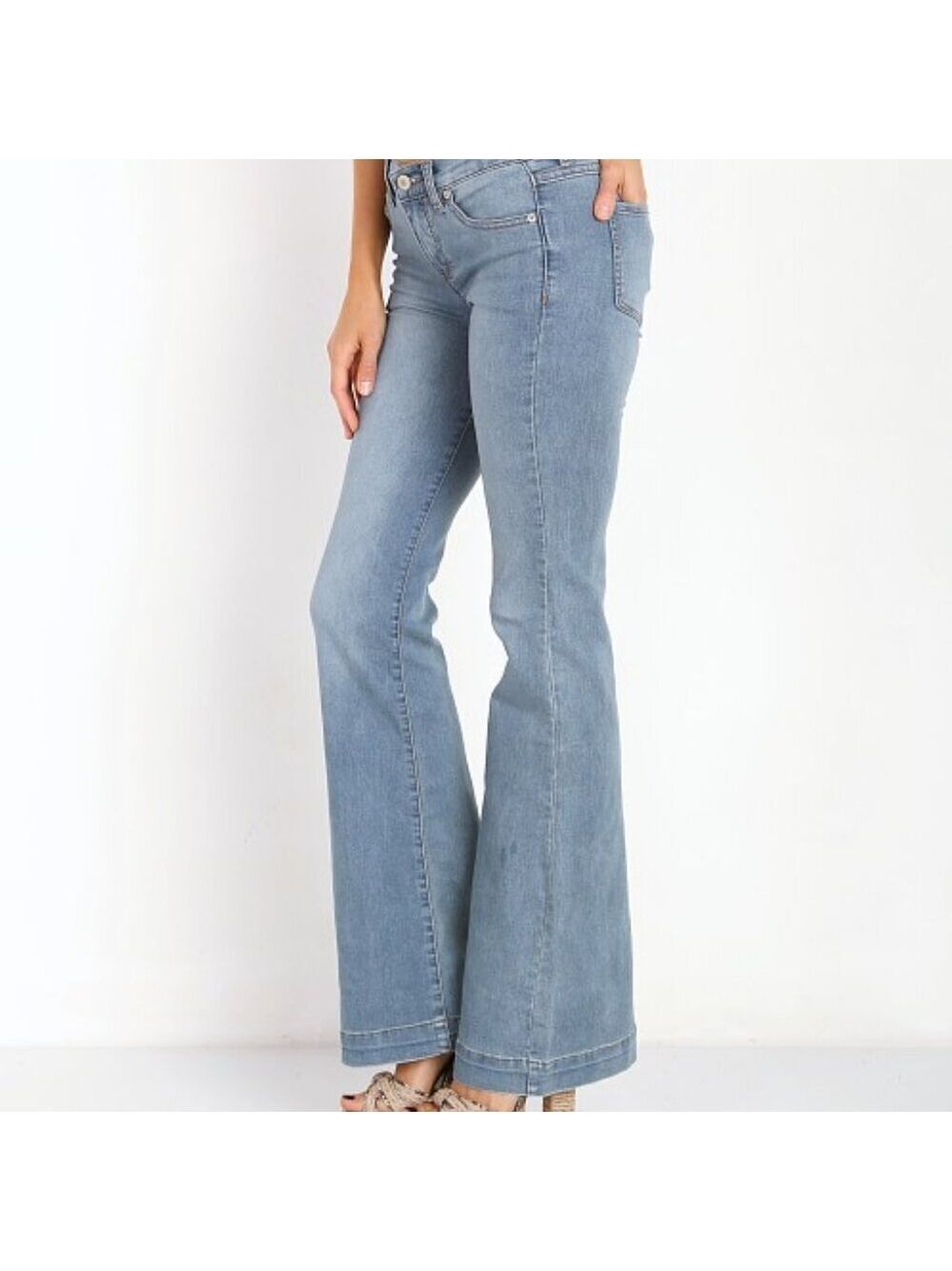 FREE PEOPLE Mid-Rise Flare Stretch Denim Jeans Size 27 Stevie Wash